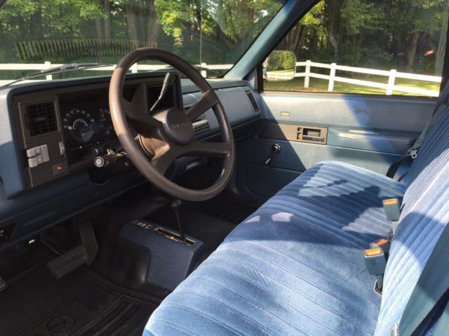 1990 Chevrolet C/K Pickup 3500 Cheyenne - photo 10
