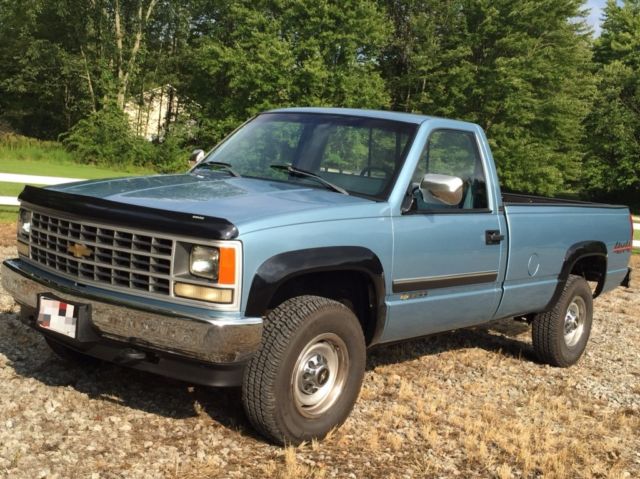 1990 Chevrolet C/K Pickup 3500 Cheyenne - photo 3