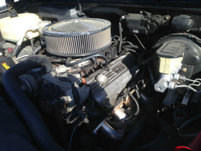 1990 Chevrolet C/K Pickup 1500 RED CLOTH - photo 4