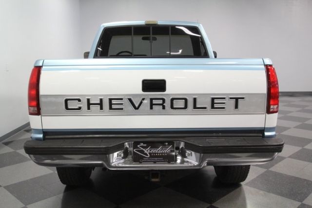 1990 Chevrolet C/K Pickup 1500 4x4 - photo 12