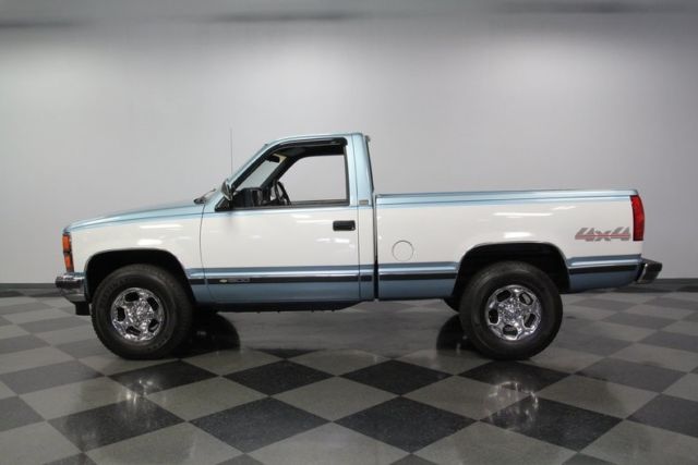 1990 Chevrolet C/K Pickup 1500 4x4 - photo 8