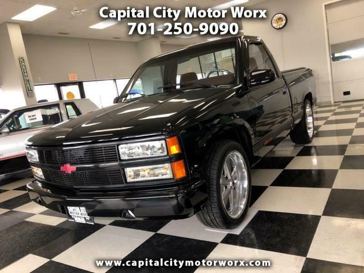 1990 Chevrolet C/K 1500 Reg Cab 117.5" WB 454 SS 1990 Chevrolet C/K Pickup 1500 Reg Cab 117.5" WB 454 SS