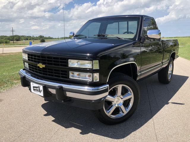 1990 Chevrolet C/K Pickup 1500 -- - photo 6