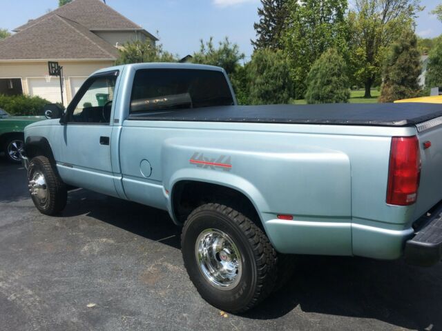1990 Chevrolet C/K Pickup 3500 CHEVY SILVERADO DUALLY 3500 4X4 FACTORY A/C - photo 6