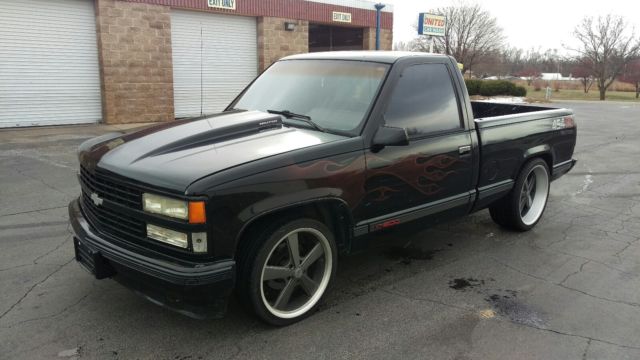 1990 Chevrolet C/K Pickup 1500 - photo 2