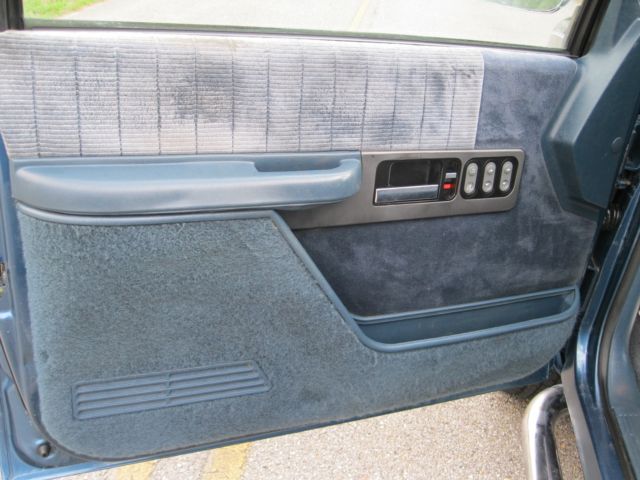 1990 Chevrolet C/K Pickup 1500 STEPSIDE - photo 9