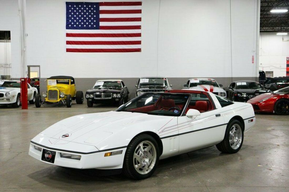 1990 Chevrolet Corvette 49938 Miles White 350ci V8 Automatic 1990 Chevrolet Corvette