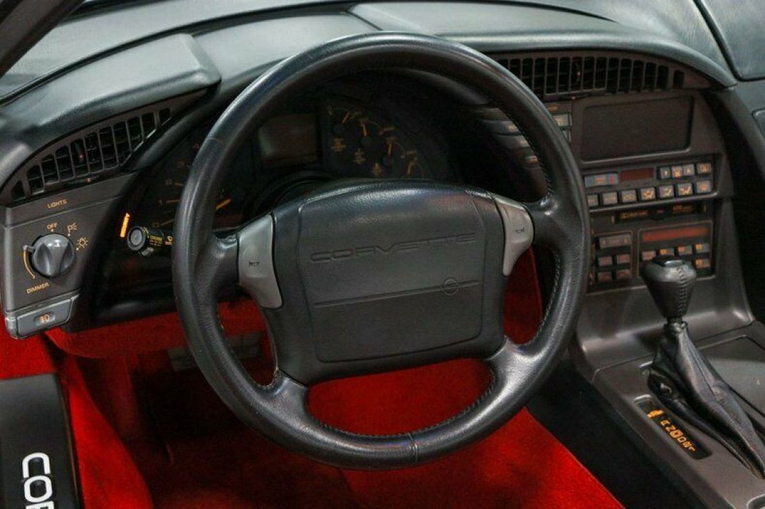 1990 Chevrolet Corvette - photo 12