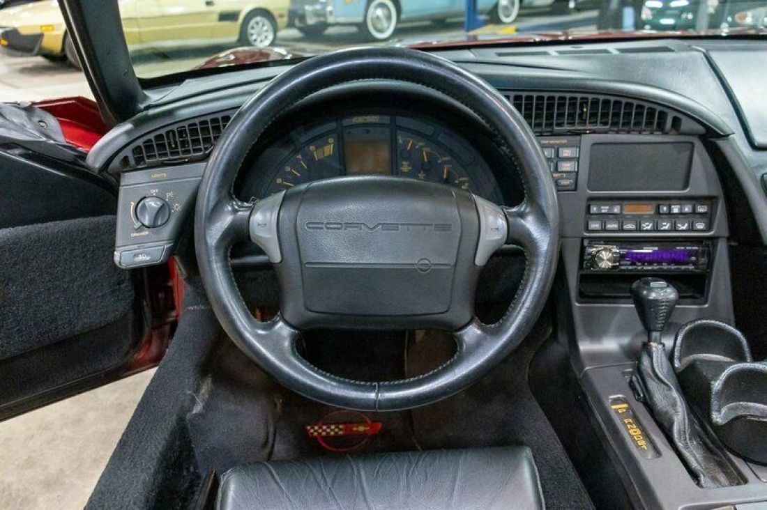 1990 Chevrolet Corvette - photo 12