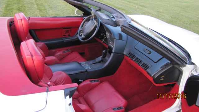 1990 Chevrolet Corvette convertible - photo 11