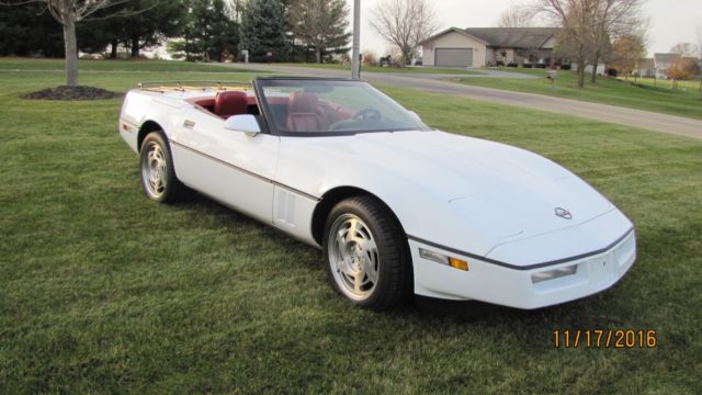 1990 Chevrolet Corvette convertible - photo 8