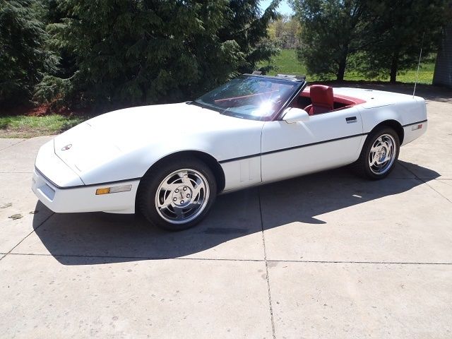 1990 CHEVROLET CORVETTE CONVERTIBLE ALL ORIGINAL NEVER SEEN RAIN 1990 Chevrolet Corvette CONVERTIBLE