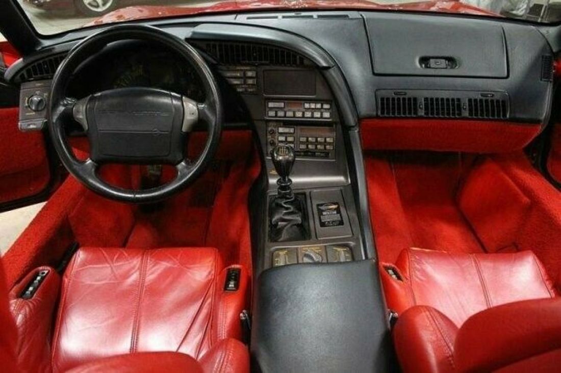 1990 Chevrolet Corvette ZR-1 - photo 4