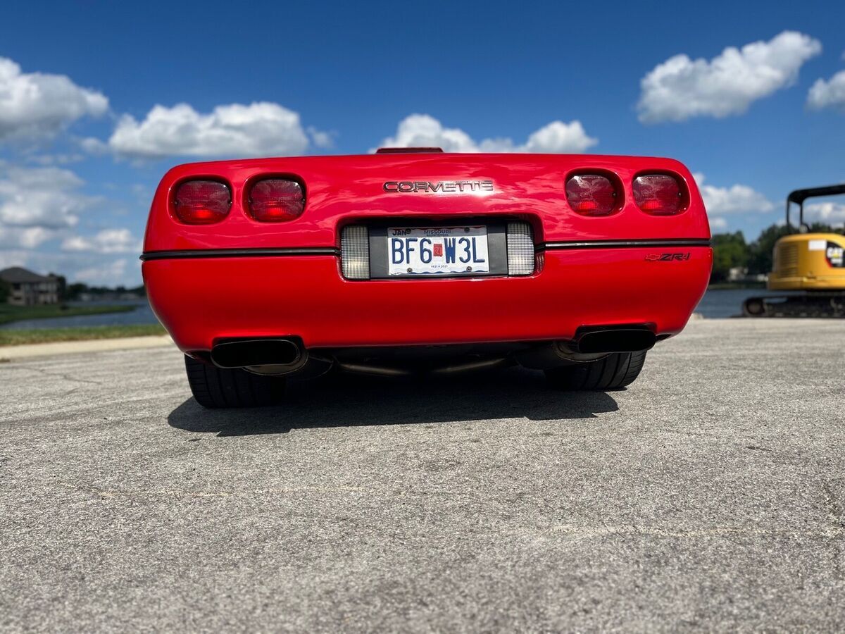 1990 Chevrolet Corvette ZR-1 - photo 3