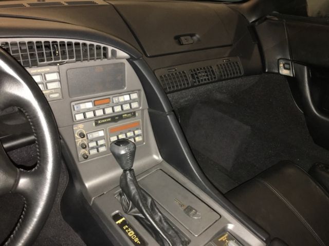 1990 Chevrolet Corvette Base Hatchback 2-Door - photo 4