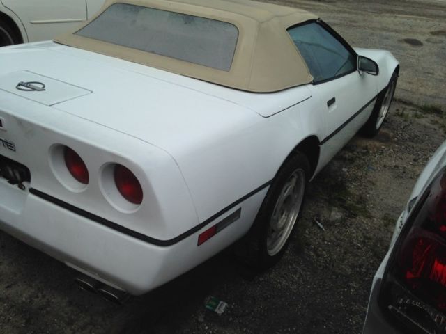 1990 Chevrolet Corvette Convertible - photo 5