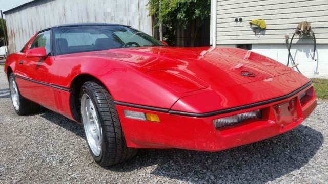 1990 Chevrolet Corvette - photo 2