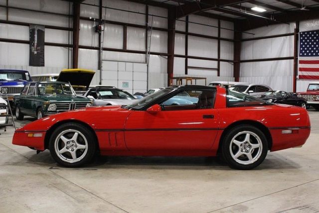 1990 Chevrolet Corvette ZR-1 - photo 2