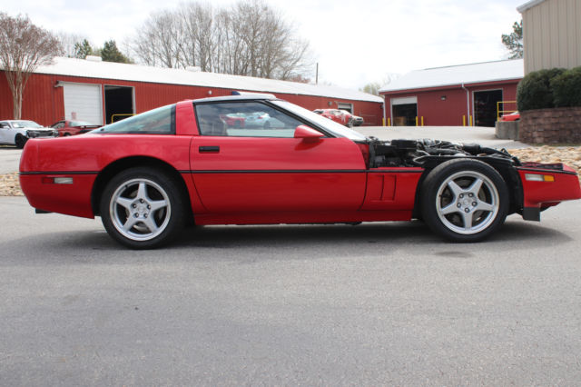 1990 Chevrolet Corvette ZR-1 - photo 3