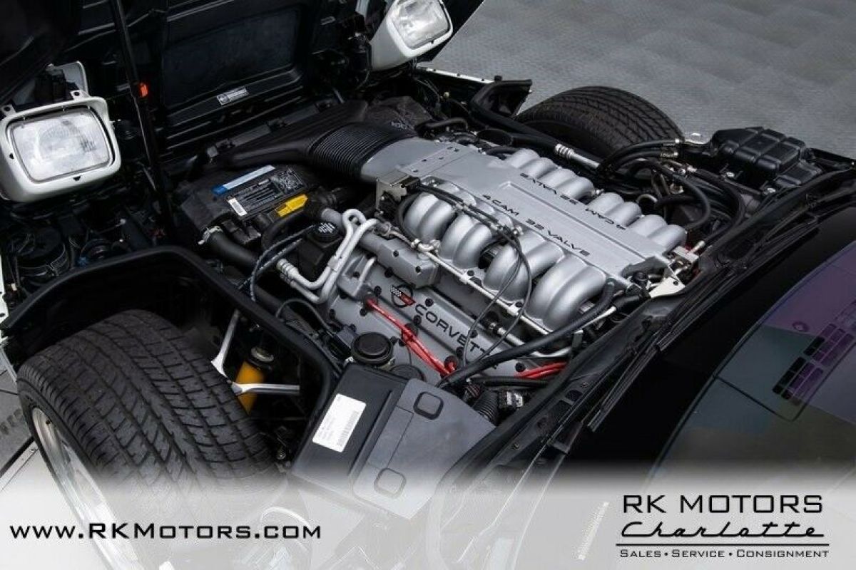 1990 Chevrolet Corvette ZR-1 - photo 4
