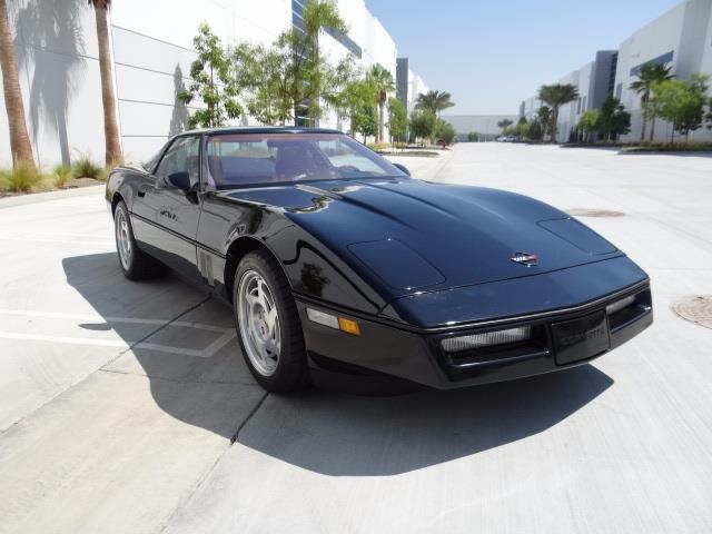 1990 Chevrolet Corvette Base Hatchback 2-Door - photo 7