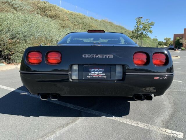 1990 Chevrolet Corvette ZR1 - photo 8