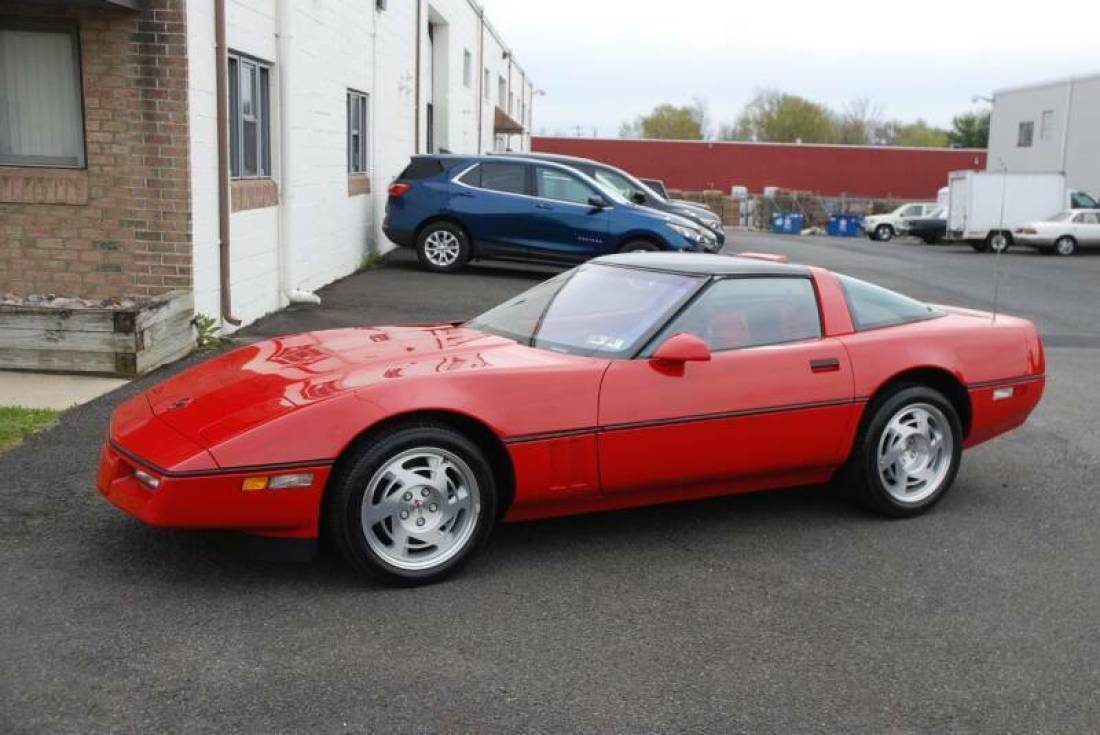 1990 Chevrolet Corvette ZR1 2dr Hatchback 3,900 Miles Red Hatchback 5.7L V8 Manu 1990 Chevrolet Corvette ZR1 2dr Hatchback