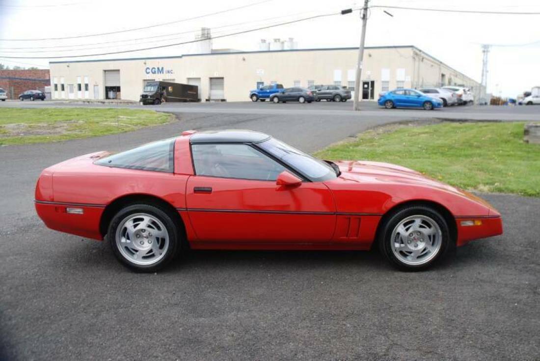 1990 Chevrolet Corvette ZR1 2dr Hatchback - photo 9