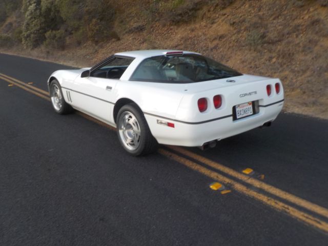 1990 Chevrolet Corvette - photo 6
