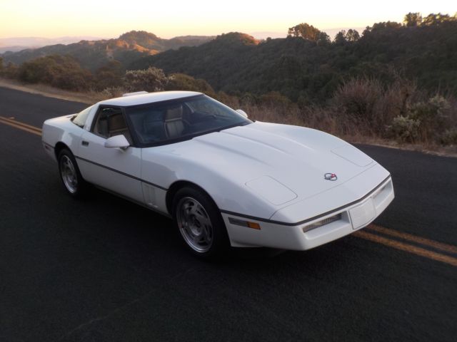 1990 Chevrolet Corvette - photo 7