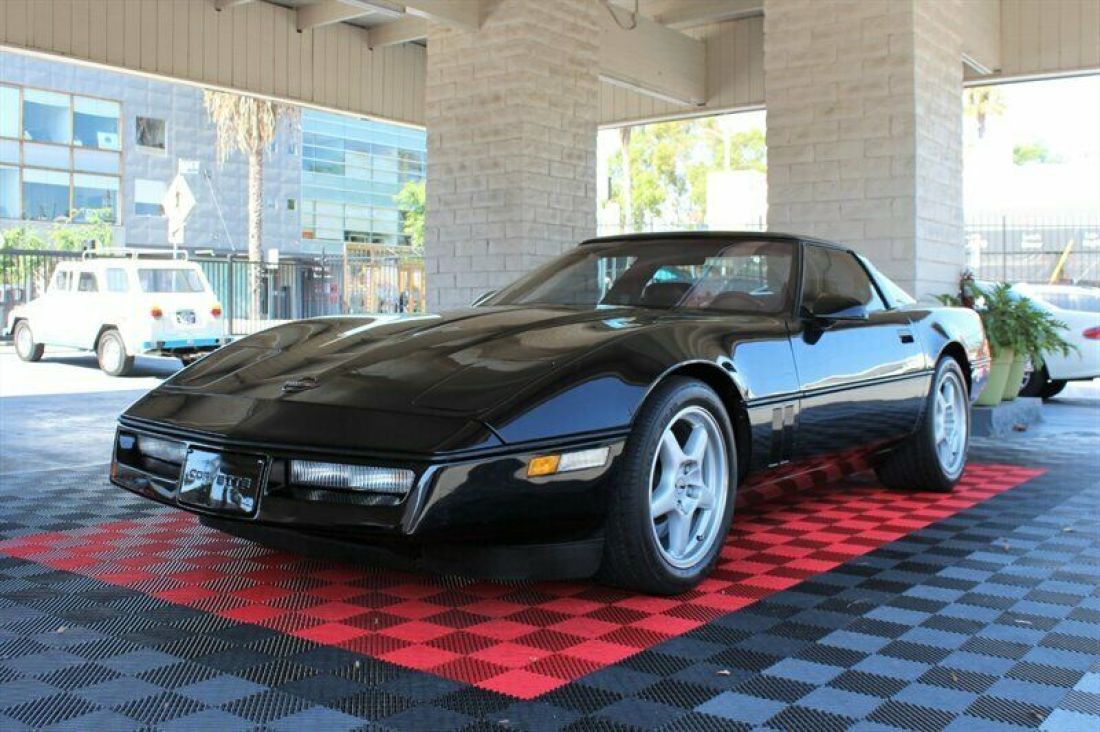 1990 Chevrolet Corvette ZR1 - photo 3