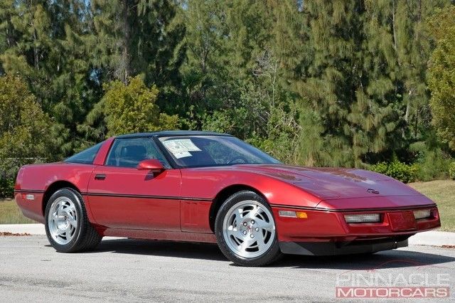 1990 Chevrolet Corvette - photo 2