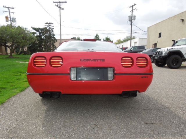 1990 Chevrolet Corvette ZR1 - photo 6