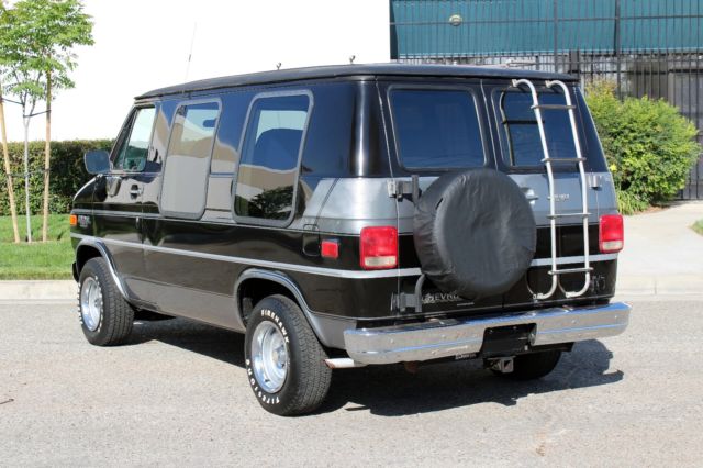 1990 Chevrolet G20 Van "Shorty", Conversion,100% Rust Free, Two Owner - photo 10