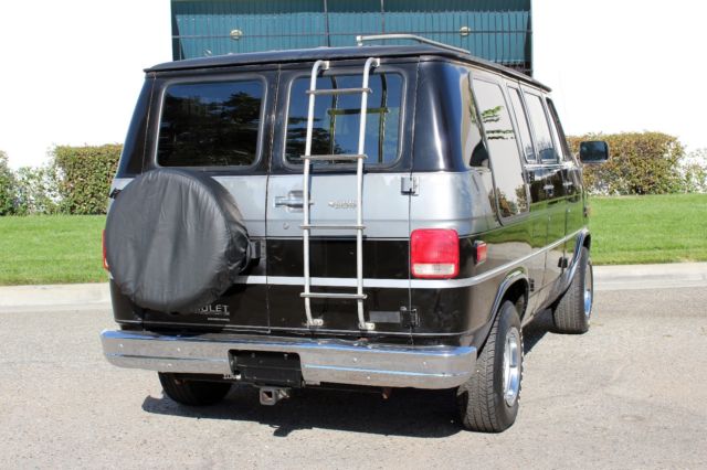 1990 Chevrolet G20 Van "Shorty", Conversion,100% Rust Free, Two Owner - photo 11