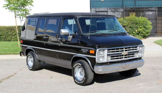 1990 Chevrolet G20 Van "Shorty", Conversion,100% Rust Free, Two Owner - photo 8