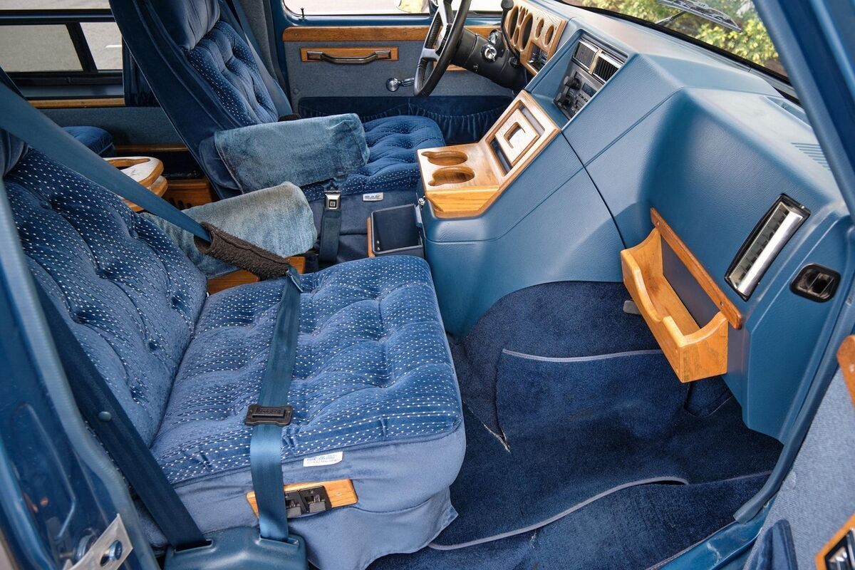 1990 Chevrolet G20 Van Low Miles, Gladiator Conversion - photo 11