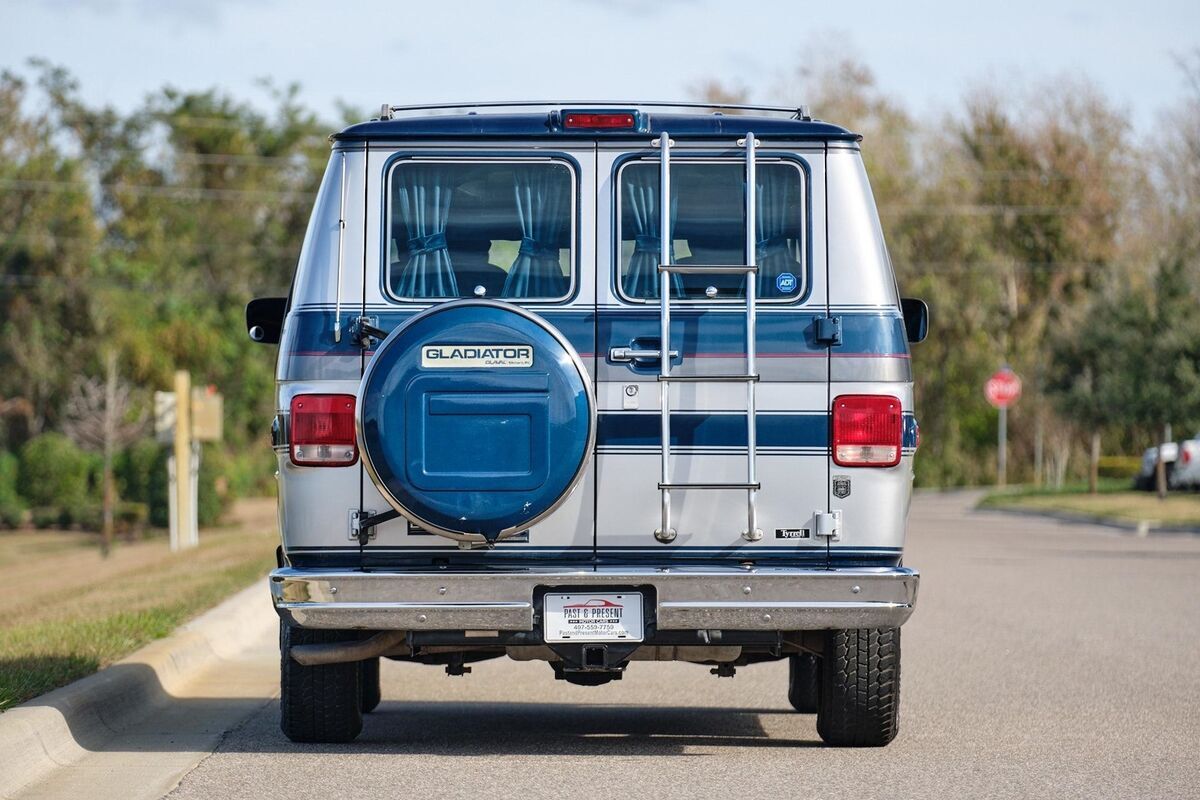 1990 Chevrolet G20 Van Low Miles, Gladiator Conversion - photo 5