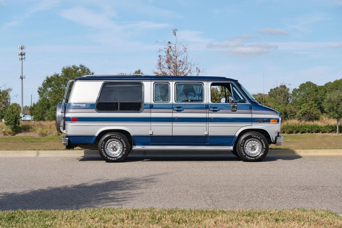 1990 Chevrolet G20 Van Low Miles, Gladiator Conversion - photo 7