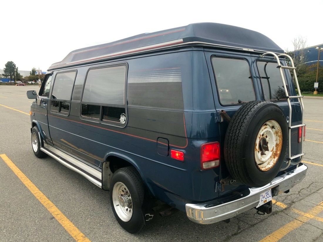 1990 Chevrolet G30 1 Ton Extended Factory 454 TBI - HD Tow pack! - photo 8