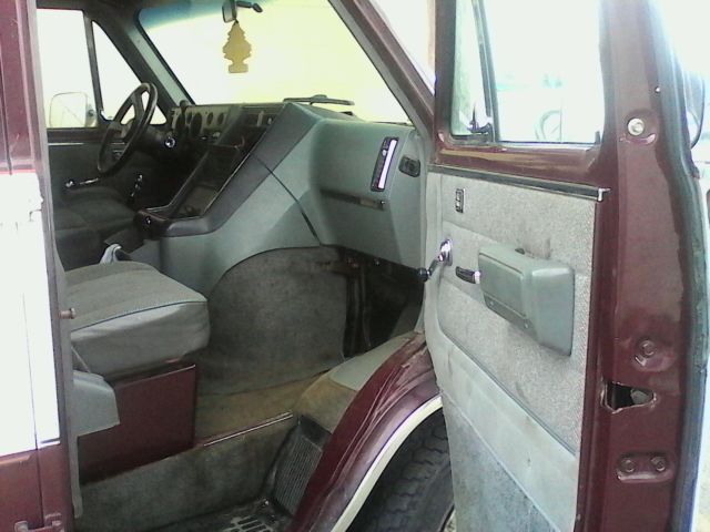 1990 Chevrolet G20 Van G30 - photo 9