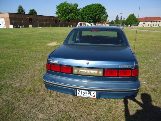 1990 Chevrolet Lumina - photo 7