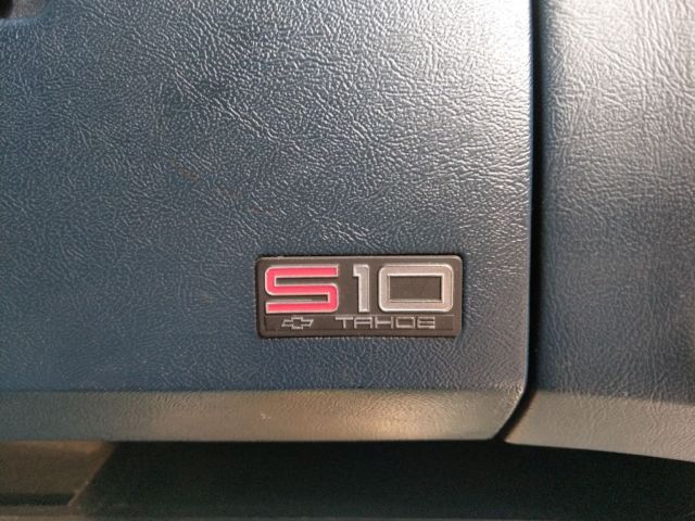 1990 Chevrolet Other Pickups Tahoe - photo 9
