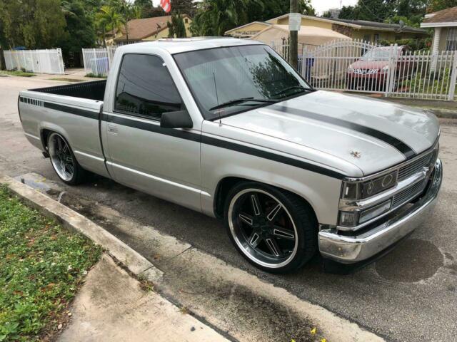 1990 Chevrolet Silverado 1500 Small Block - photo 2