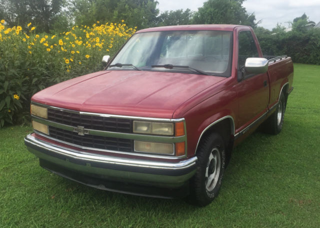 1990 Chevrolet Silverado C1500 Short Bed 2WD w/350 V8 Automatic 1990 Chevrolet C/K Pickup 1500