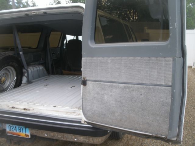 1990 Chevrolet Suburban SILVERADO - photo 13