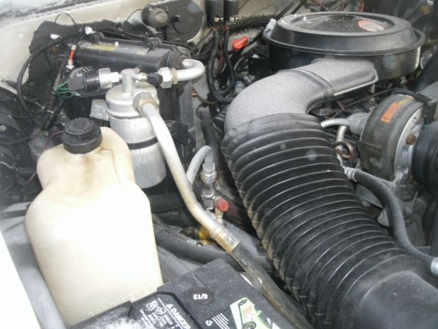 1990 Chevrolet Suburban SILVERADO - photo 8