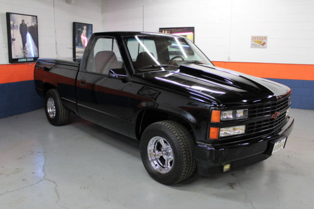 1990 Chevrolet C/K Pickup 1500 SS 454 - photo 2