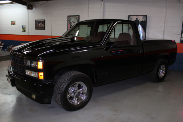 1990 Chevrolet C/K Pickup 1500 SS 454 - photo 3