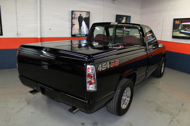 1990 Chevrolet C/K Pickup 1500 SS 454 - photo 5